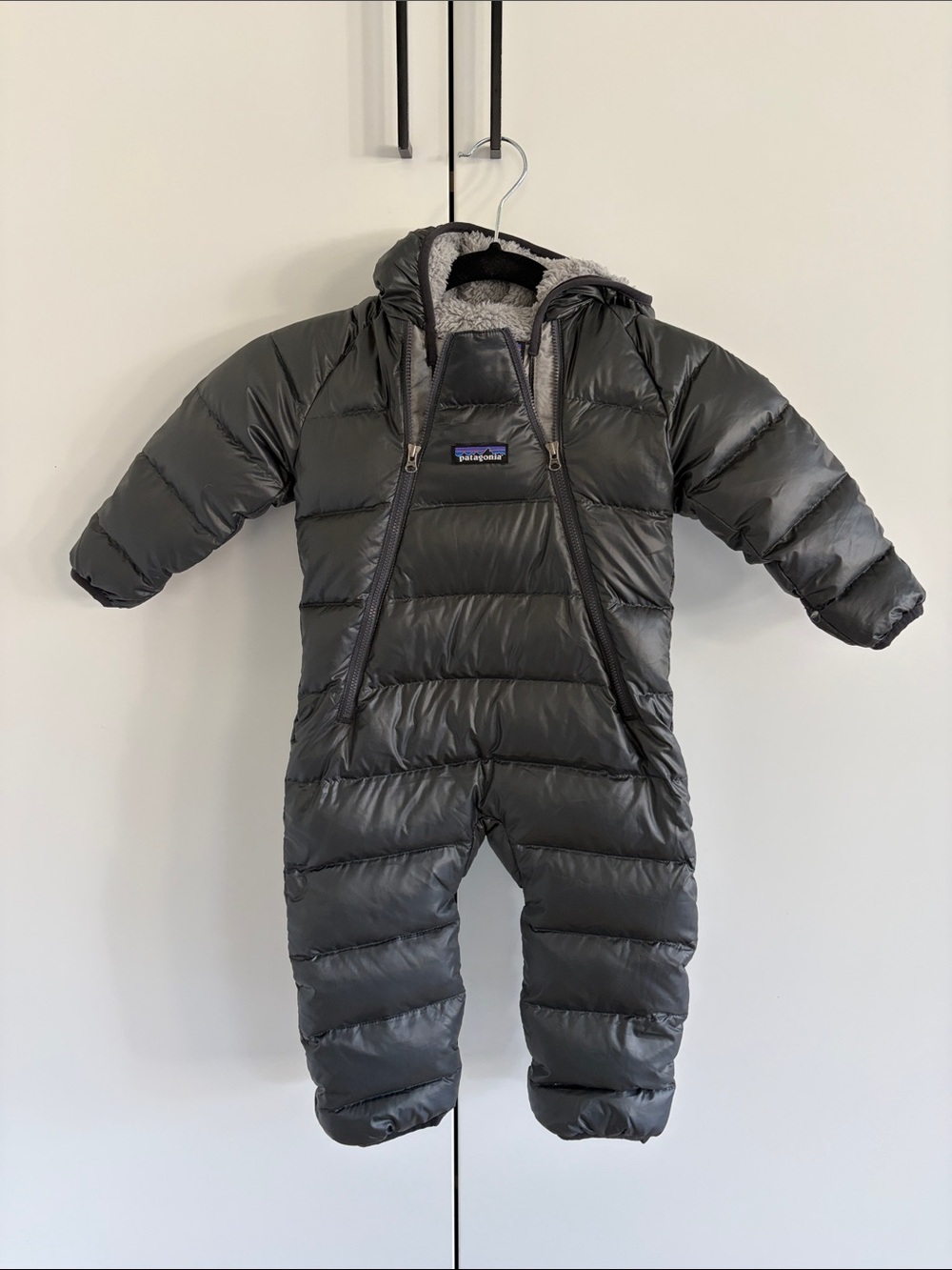 Patagonia Infant Down Bunting - Charcoal